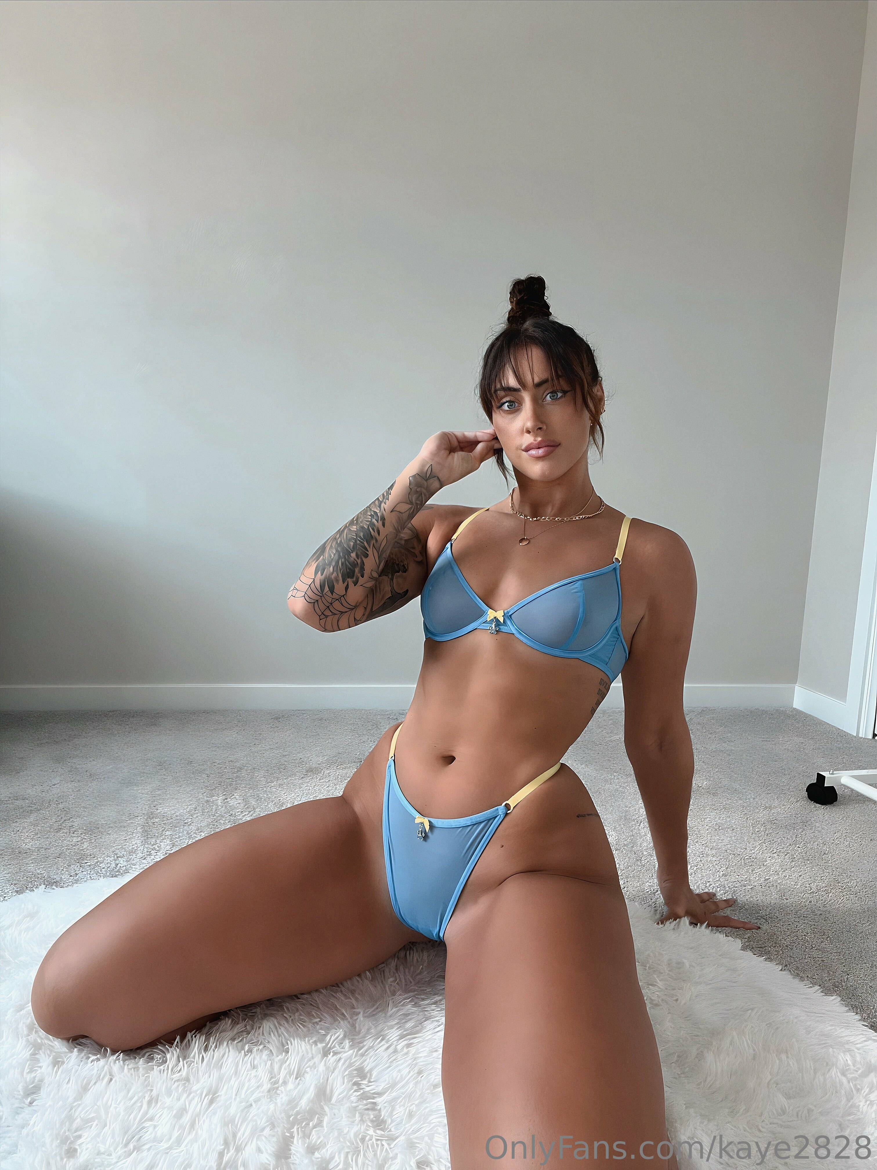 Kendra peach Archives - ThotBook