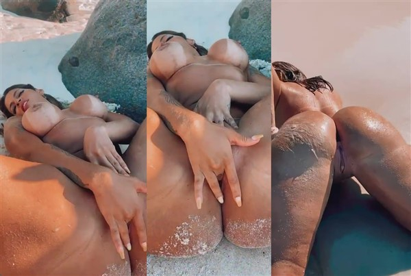 Stephanie Silveira Nude Beach Masturbating Porn Video Leaked.jpg