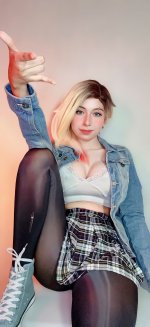 Lily (8).JPG