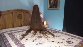 Leonas Long Hair Fetish Videos Hair Splay Hair Over Face Dispaly.jpg