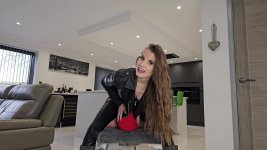 Brook Logans Official Clip Store Leather Worship And Facesitting.jpg
