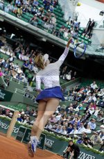 sharapova2015serve.jpg