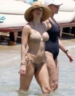 t_katharine_mcphee2.jpg