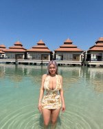 karina_.1_275941812_1019170612297100_865070619385233239_n%20%281%29.jpg